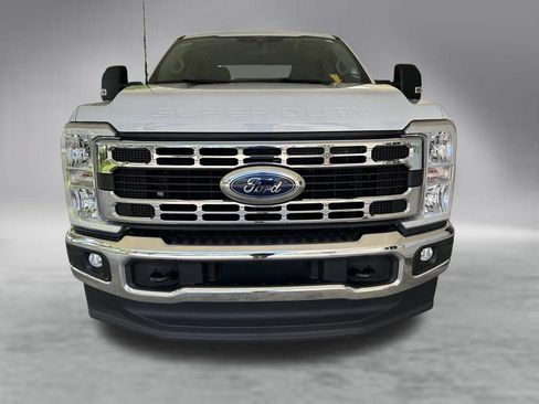 Used 2026 Ford F250 XLT AWD/4WD image 12