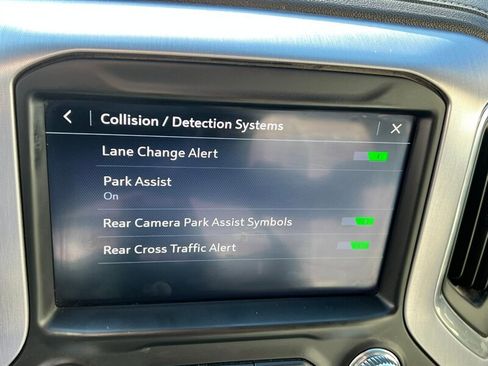 Used 2020 GMC Sierra 2500 SLT w/ Driver Alert Package I image 44