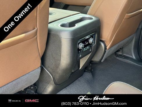 Used 2024 Chevrolet Suburban High Country image 29