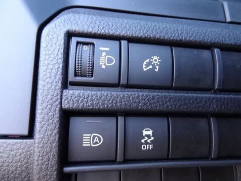 Used 2024 Toyota Tacoma SR image 14