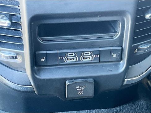 Used 2024 RAM 1500 Laramie image 27