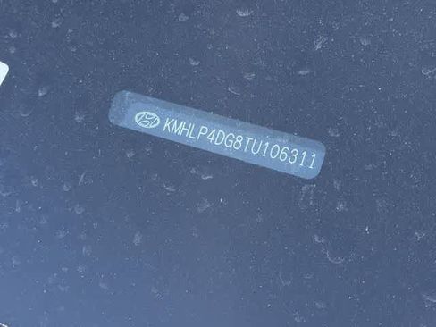 New 2026 Hyundai Elantra Limited image 28