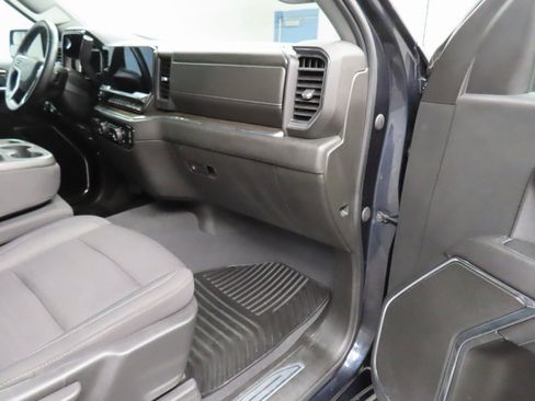 Used 2023 Chevrolet Silverado 1500 RST image 25