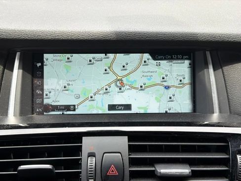 Used 2017 BMW X3 sDrive28i RWD image 17