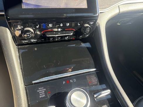 Used 2022 Jeep Grand Cherokee Overland image 26