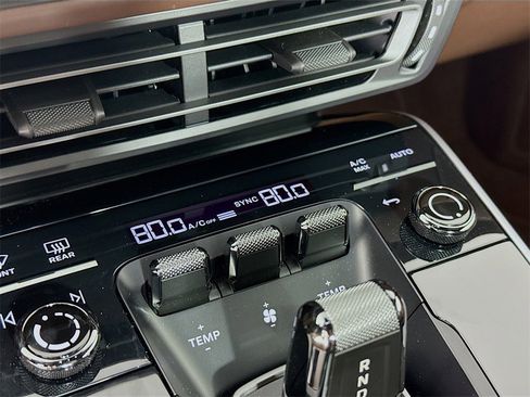 Used 2024 Porsche 911 Targa 4S image 17