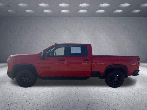 Used 2025 Chevrolet Silverado 2500 Custom w/ Custom Value Package AWD/4WD image 6
