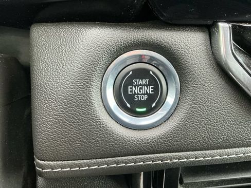 Used 2023 Chevrolet Colorado LT w/ LT Convenience Package II AWD/4WD image 20