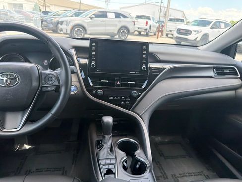 Used 2024 Toyota Camry XSE w/ Cold Weather Package FWD image 10