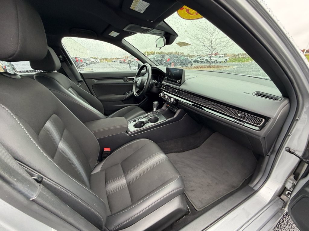 Used 2025 Honda Civic Sport image 23