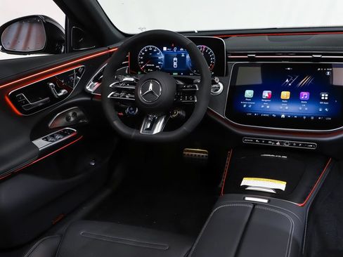 New 2026 Mercedes-Benz E 53 AMG e 4MATIC Sedan image 12