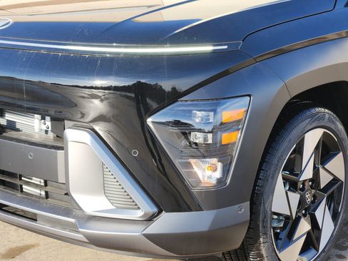 New 2026 Hyundai Kona Limited image 6