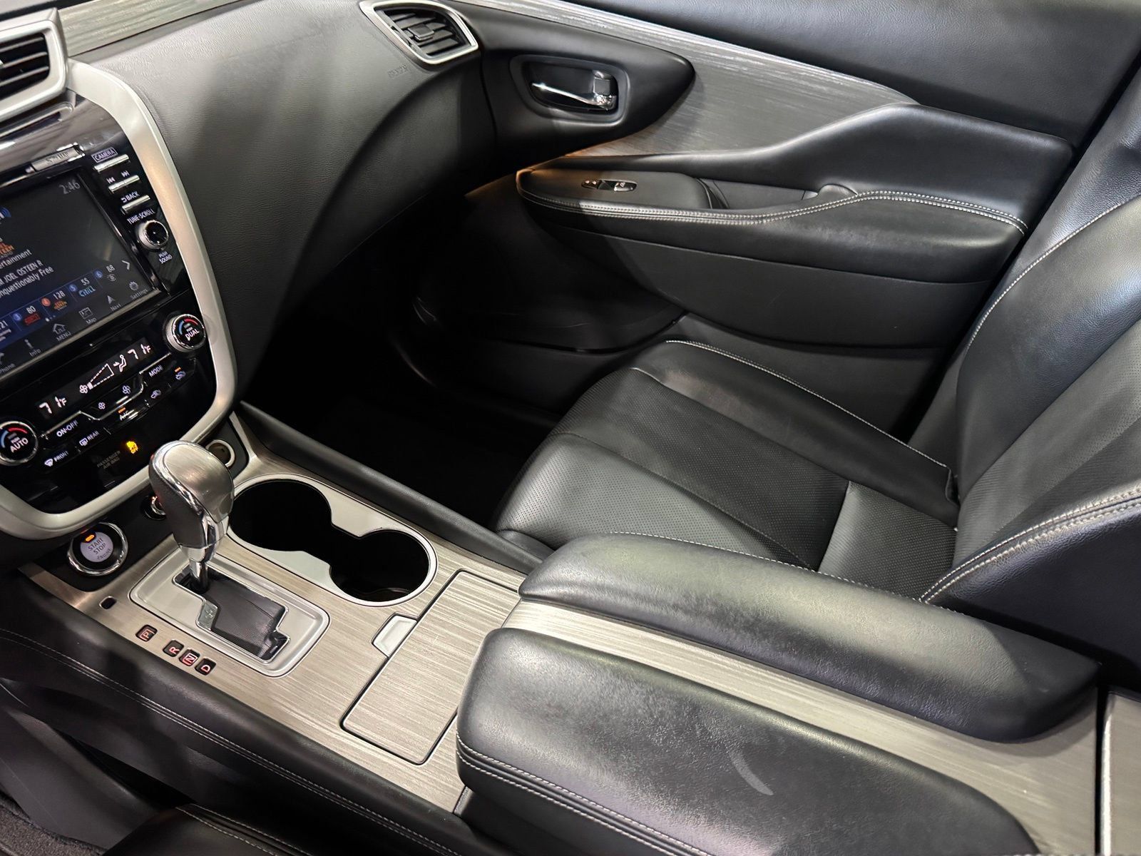 Used 2017 Nissan Murano Platinum w/ Platinum Technology Package FWD image 16