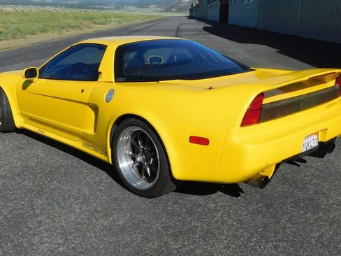 Used 1995 Acura NSX T RWD image 4
