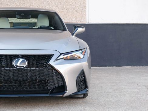 Used 2022 Lexus IS 350 F Sport image 3