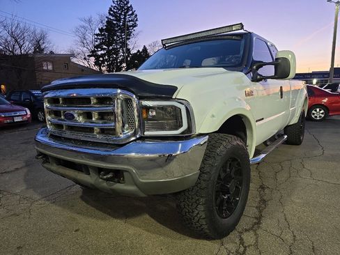 Used 2004 Ford F250 XL image 1
