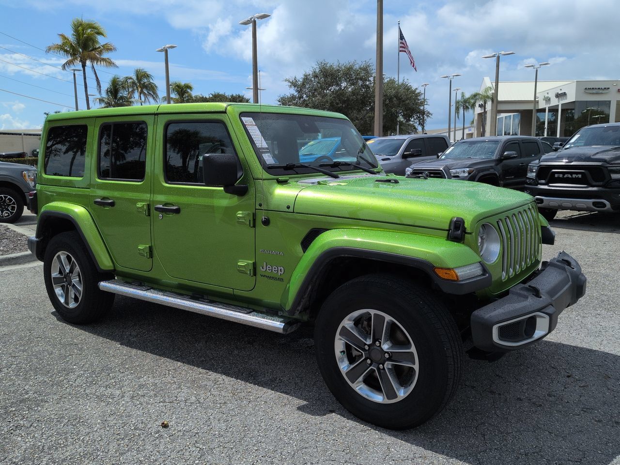Used 2019 Jeep Wrangler Unlimited Sahara AWD/4WD image 2