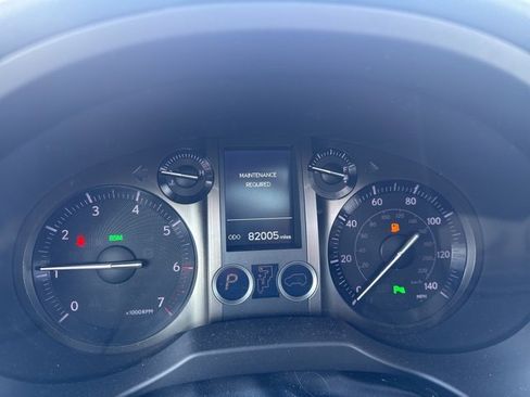 Used 2017 Lexus GX 460 image 8