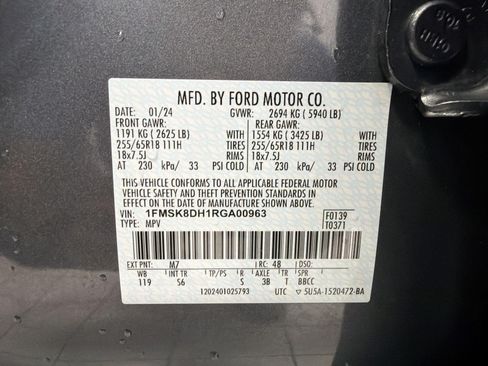 Used 2024 Ford Explorer XLT w/ Equipment Group 202A AWD/4WD image 28