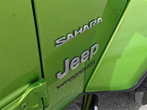 Used 2019 Jeep Wrangler Unlimited Sahara image 13