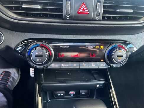 Certified 2022 Kia Forte GT w/ GT2 Package FWD image 56