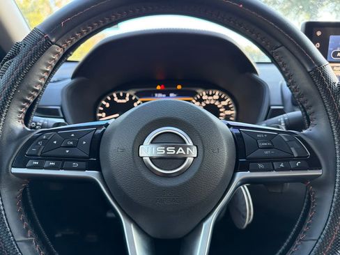 Used 2023 Nissan Altima 2.5 SR w/ SR Premium Package FWD image 10