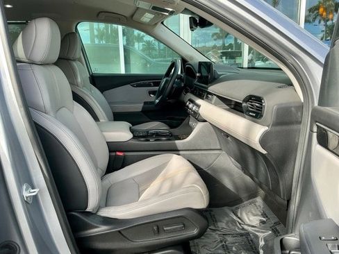 Used 2023 Honda Pilot EX-L image 17