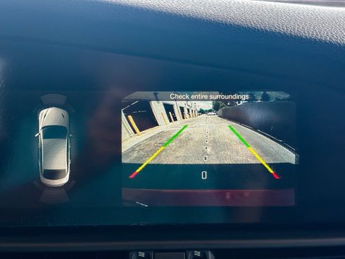 Used 2019 Alfa Romeo Giulia AWD image 17