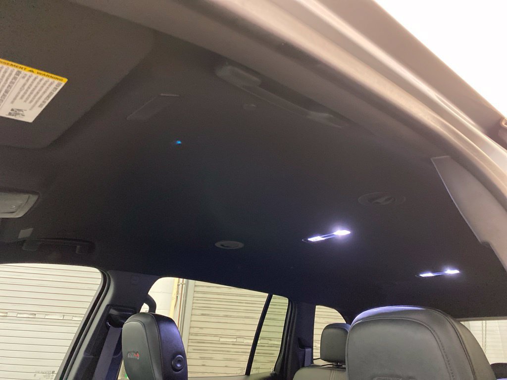 Used 2025 GMC Acadia AT4 AWD/4WD image 16