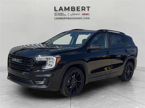 Used 2023 GMC Terrain SLE w/ Driver Convenience Package image 1