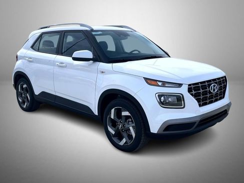 New 2026 Hyundai Venue SEL image 3