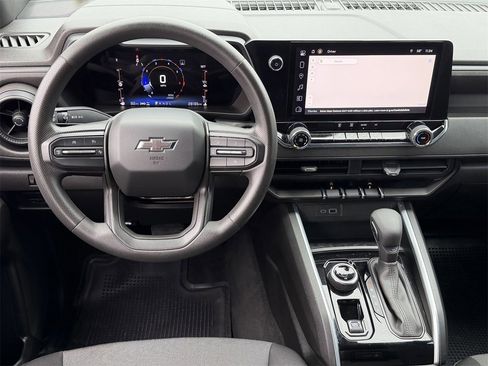 Used 2023 Chevrolet Colorado Trail Boss w/ Advanced Trailering Package image 11