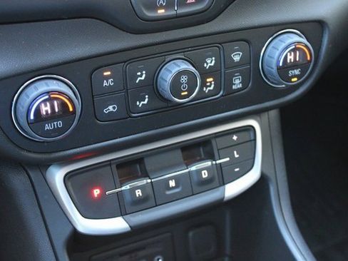 Certified 2024 GMC Terrain SLT w/ LPO, Floor Liner Package image 24