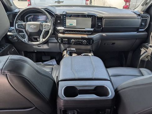 Certified 2024 Chevrolet Silverado 1500 RST AWD/4WD image 20
