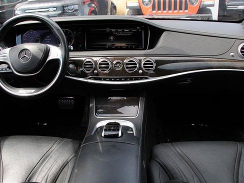 Used 2015 Mercedes-Benz S 63 AMG 4MATIC Sedan image 19