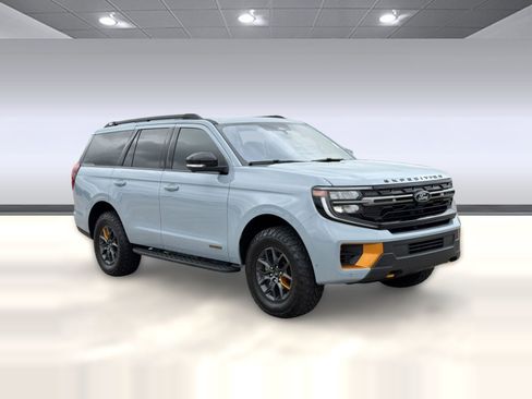 Used 2025 Ford Expedition Tremor AWD/4WD image 7