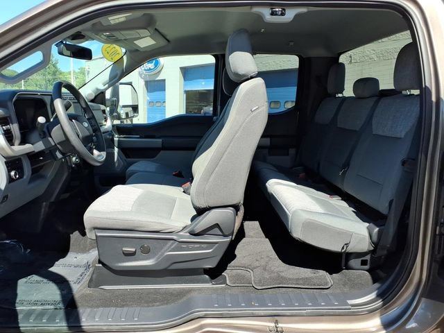Used 2023 Ford F250 XLT w/ XLT Premium Package AWD/4WD image 18
