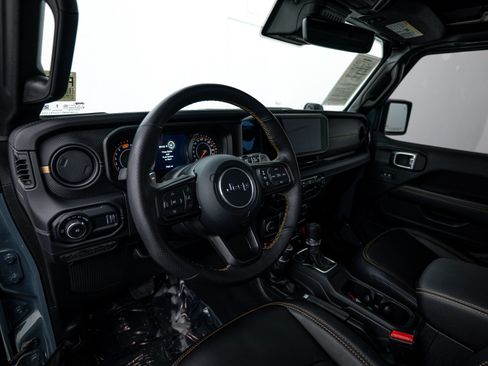 Used 2024 Jeep Wrangler Unlimited Rubicon 392 image 4