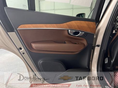 Used 2024 Volvo XC90 B6 Plus w/ Protection Package Premier AWD/4WD image 35