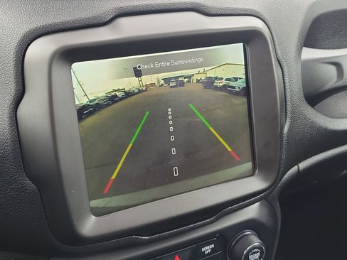 Used 2021 Jeep Renegade Trailhawk w/ Sun & Sound Group image 27