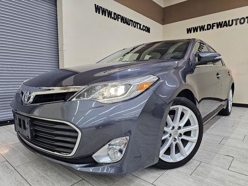 Used 2015 Toyota Avalon Limited FWD image 1