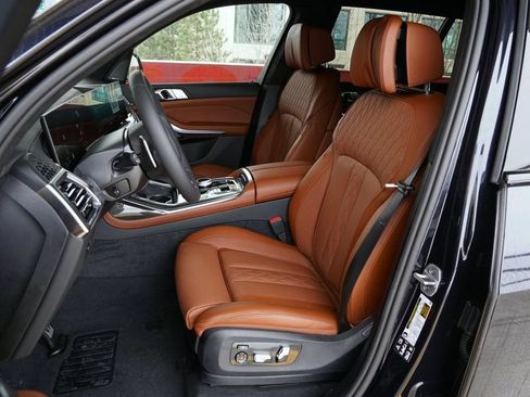 Used 2026 BMW X7 M60i AWD/4WD image 11