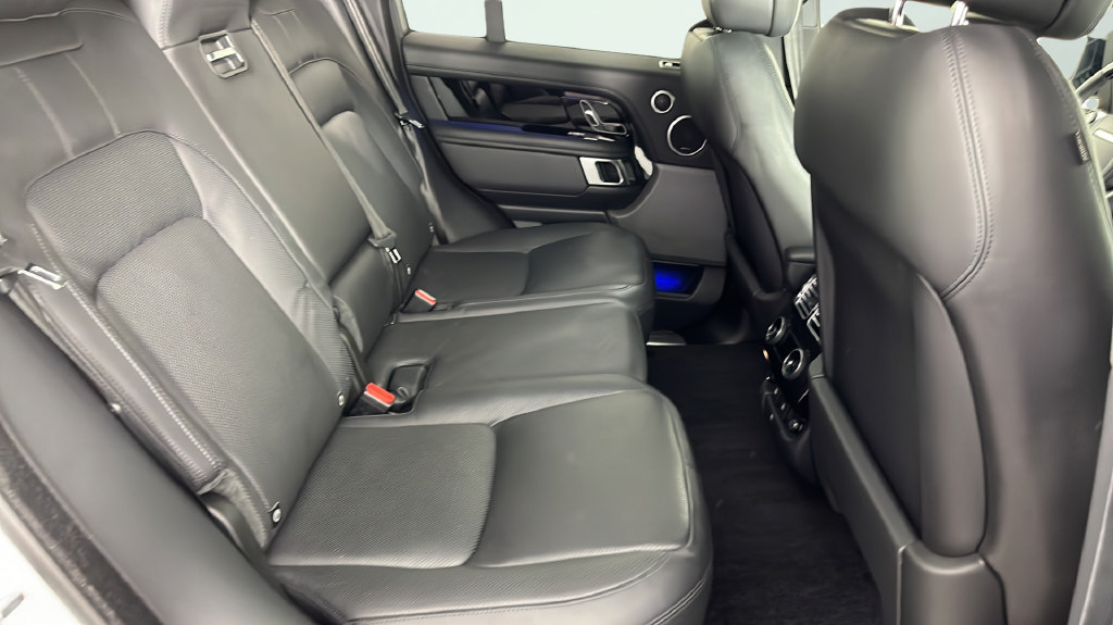 Used 2020 Land Rover Range Rover HSE AWD/4WD image 18