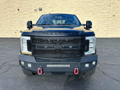 Used 2017 Ford F250 Lariat w/ Lariat Ultimate Package image 8