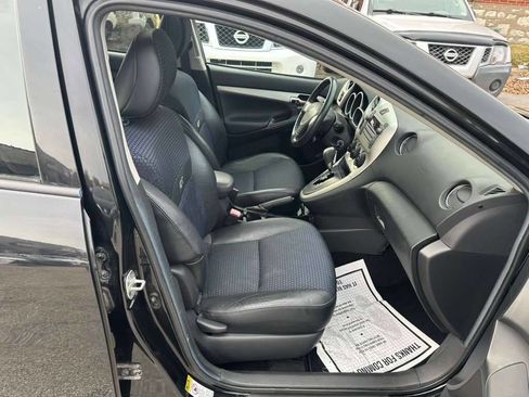 Used 2009 Pontiac Vibe GT image 12