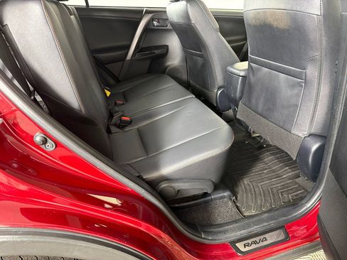 Used 2018 Toyota RAV4 SE w/ Advanced Technology Package FWD image 16