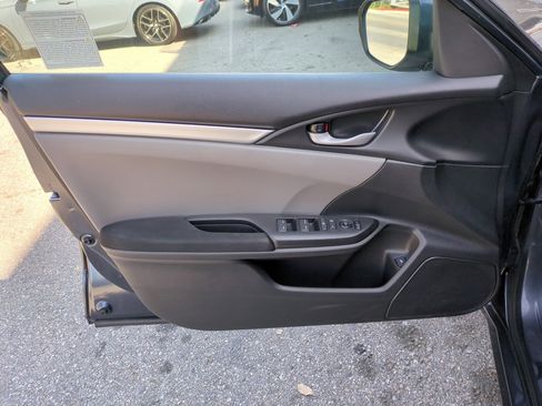 Used 2021 Honda Civic LX image 10