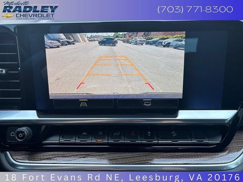 Used 2022 Chevrolet Silverado 1500 LT w/ Z71 Off-Road Package AWD/4WD image 20