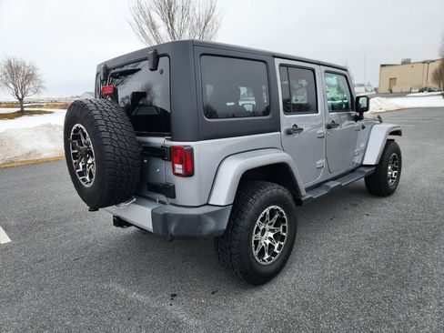 Used 2015 Jeep Wrangler Unlimited Sahara w/ Connectivity Group image 6