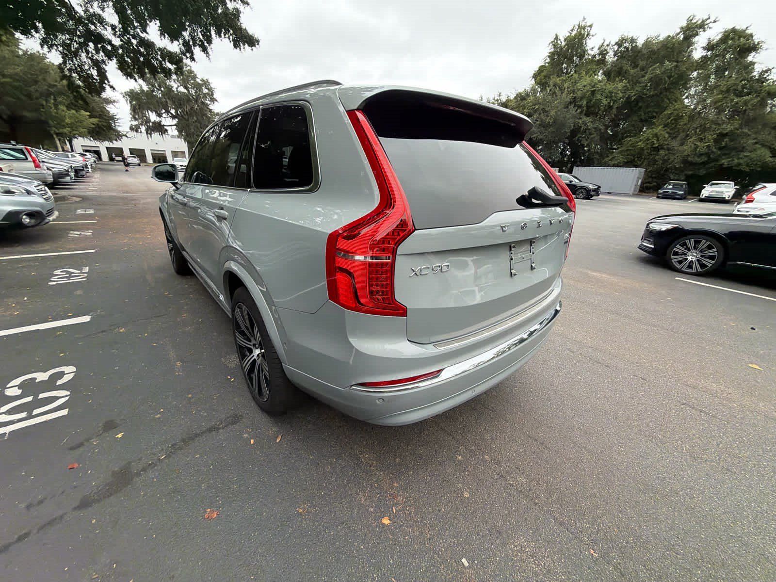 Used 2024 Volvo XC90 B6 Ultimate w/ Lounge Package AWD/4WD image 13